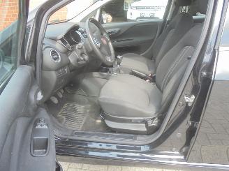 Fiat Punto Evo 1.3 M- Jet Street D 80pk Euro5, Airco, Cruise control picture 8