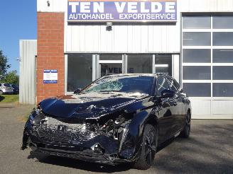 krockskadad bil auto Peugeot 308 SW 1.2 Hybrid 136 e-DCS6 GT 2025/1
