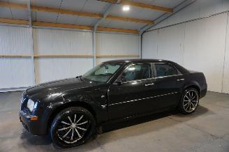 Chrysler 300 C 2.7V6 142kW Automaat Leder Airco picture 9