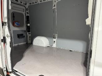 Opel Movano 2.2D 121kW Zwaar L2H2 picture 37