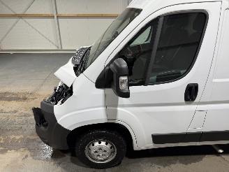 Opel Movano 2.2D 121kW Zwaar L2H2 picture 17