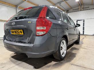 Kia Cee d 1.4CVVT 66kW Clima X-Ecutive picture 22