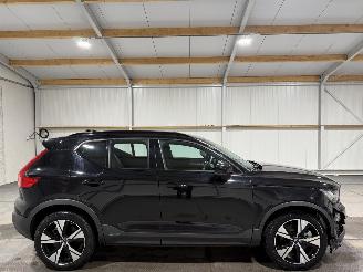 Coche accidentado Volvo XC40 70kWh Recharge 170kW Core 2022/4