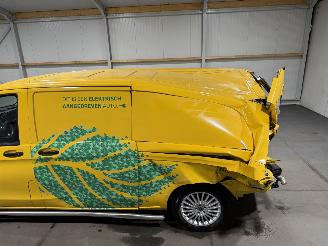 Mercedes eVito 66kWh Extra Lang 85kW picture 17