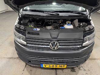 Volkswagen Transporter 2.0TDI 75kW L2H1 DC Comfortline Plus picture 26