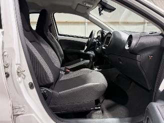 Toyota Aygo X 1.0VVT-i MT  53kW  Airco picture 32