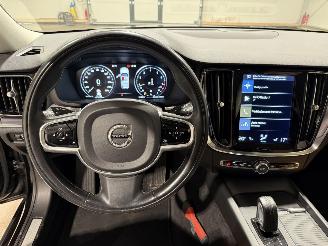 Volvo V-60 2.0 B3 120kW Automaat Momentum Advantage picture 14