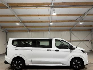 Avarii autoturisme Ford Tourneo Custom 2.5Hybrid 86kW 9-Persoons Automaat 2025/4