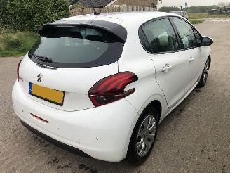 Peugeot 208 208 1.5 BlueHDi Blue Lease Active picture 6