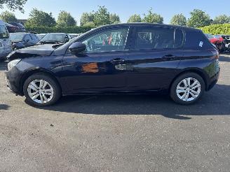 Peugeot 308  picture 2