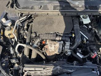 Peugeot 308  picture 9