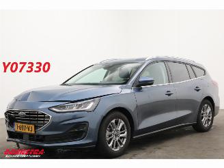 Schadeauto Ford Focus 1.0 EcoBoost Hybrid Titanium LED Navi Clima Cruise PDC 2023/9