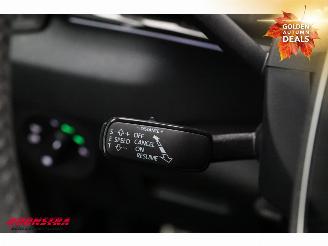 Skoda Karoq 1.5 TSI DSG Sportline Business Matrix ACC Virtual SHZ Camera picture 30