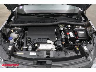 Peugeot 2008 1.2 PureTech Active Bluetooth Airco Cruise PDC 47.563 km! picture 8