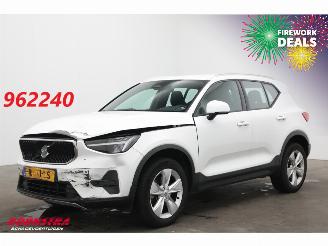 uszkodzony samochody osobowe Volvo XC40 2.0 B3 Core Navi Clima Carplay Sportzetels 2022/10