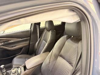 Mazda CX-30 2.0 E-Skyactiv X MHEV Luxury picture 17