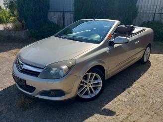 Opel Astra Astra H Twin Top (L67), Cabrio, 2005 / 2010 1.8 16V picture 3