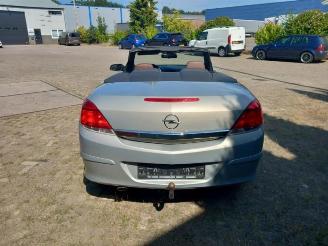 Opel Astra Astra H Twin Top (L67), Cabrio, 2005 / 2010 1.8 16V picture 6