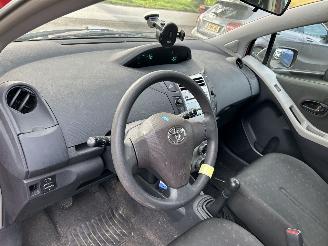 Toyota Yaris 1.0  3 Drs picture 10
