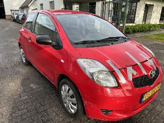 Toyota Yaris 1.0  3 Drs picture 3