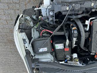 Jeep Avenger 54 kWh Longitude Business picture 7