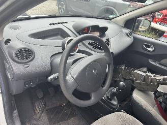 Renault Twingo 1.2-16V  Collection picture 11