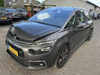 krockskadad bil auto Citroën Grand C4 SpaceTourer 1.2 PT Feel  Automaat   ( 26959 KM ) 2020/6