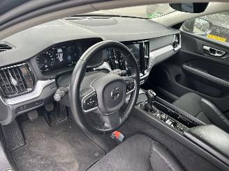 Volvo V-60 2.0 D 3  Momentum picture 12