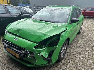 skadebil auto Ford Focus 1.5 TDCI  Stationcar 2019/8
