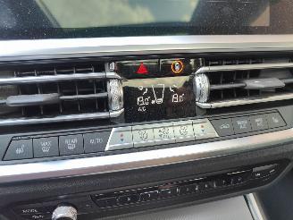 BMW 3-serie Touring 320e M-Pakket Aut. picture 13