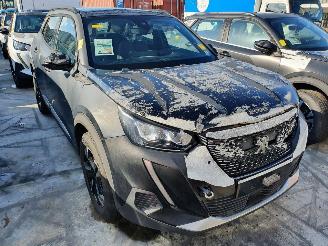Vrakbiler auto Peugeot 2008 P24E 1.2P Aut. 2023/1
