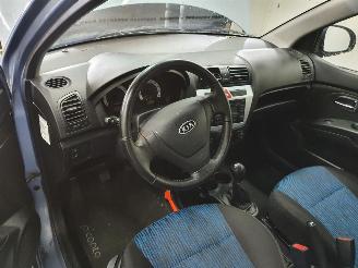 Kia Picanto 1.0 X-Ecutive picture 7