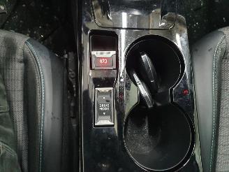 Peugeot 2008 P24E 1.2 PT Business Line Allure picture 24