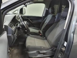 Volkswagen Caddy SA 2.0 TDI L1H1 HighLine BlueMotion picture 35