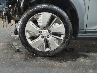 Hyundai Kona SX2 EV Premium 64kWh picture 15