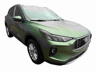 skadebil auto Ford Kuga Titanium 2024/7