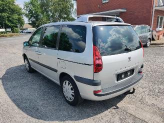 Peugeot 807 Zilver EZR 2.2 HDI Onderdelen 20LM24 Bak picture 8