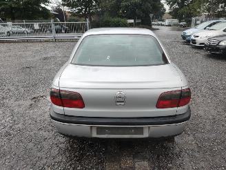 Opel Omega 2.5 Zilver 147 voor Onderdelen picture 7