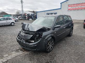Vrakbiler auto Renault Grand-scenic 2.0 16V Grijs TEB66 Onderdelen 2006/11