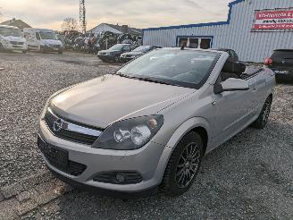 Dezmembrări autoturisme Opel Astra Twin Top Cabrio 1.6 2006/7