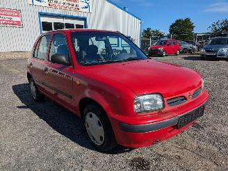 Nissan Micra 1.0 Automatik picture 3