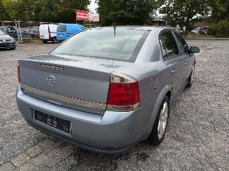 Opel Vectra 2.0 DTI picture 5