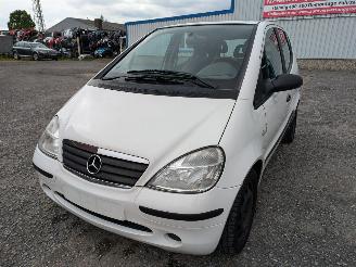 Coche siniestrado Mercedes A-klasse W168 1999/10
