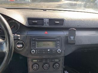 Volkswagen Passat 1.9 TDI picture 14