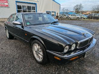 Jaguar XJ 3.2 V8 picture 3