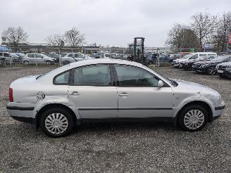 Volkswagen Passat 1.6 picture 4