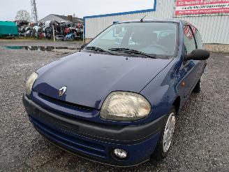 Dezmembrări autoturisme Renault Clio 1.2 1999/11