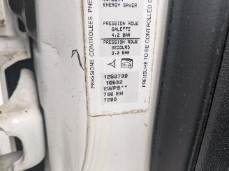 Peugeot 308 1.6 picture 15