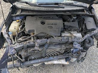 Toyota Avensis 2.2 picture 16