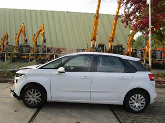 Uttjänta bilar auto Citroën C4-picasso 12 PT 96kw 6 bak 2015/7